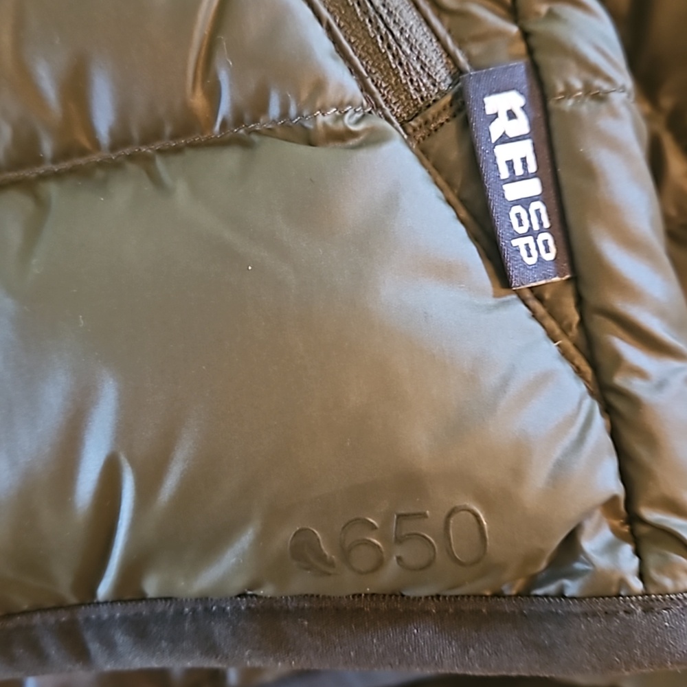NEW Men's REI Coop Army Green 650 Down Puffer Jacket XL Regular fit - Picture 16 of 16